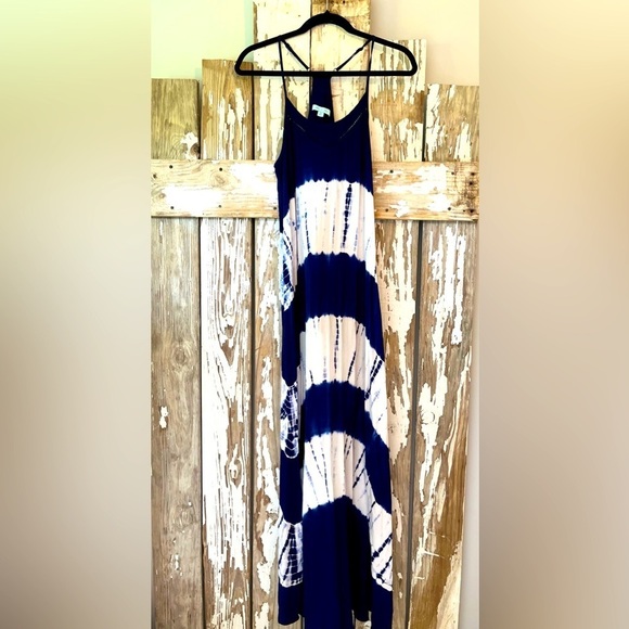 She + Sky Dresses & Skirts - She + Sky Blue & White Tie Dye Maxi  Dress size small